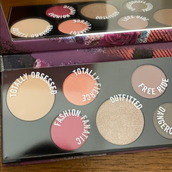 Makeup pallet - Picture 5 of 8